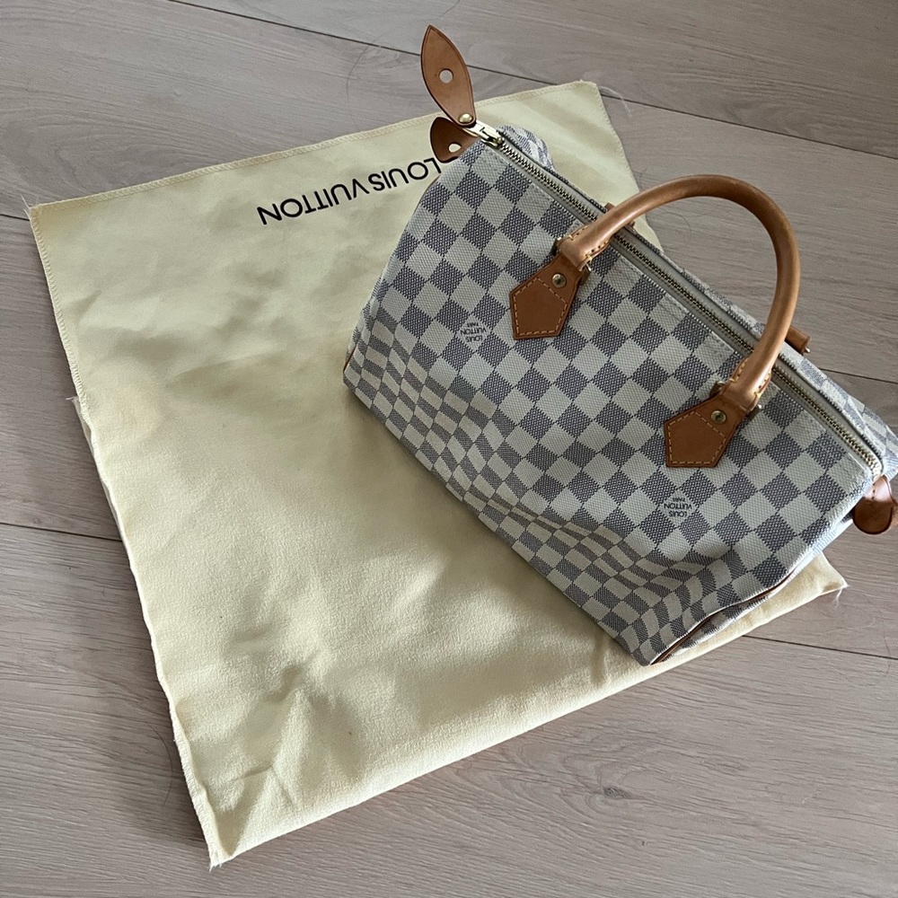 Louis Vuttion Speedy 30 in Damier Azure